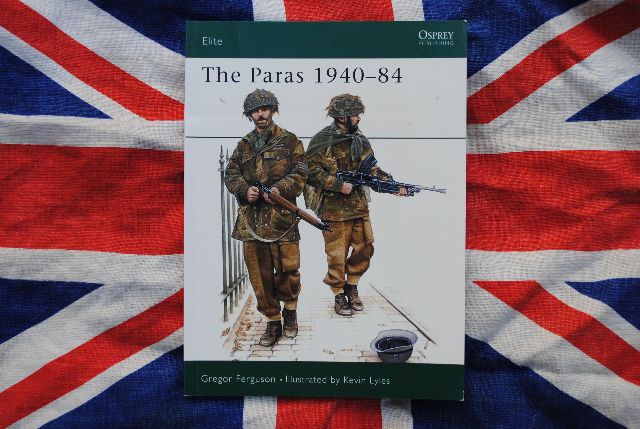 OPNV.001  THE PARAS 1940-1984
